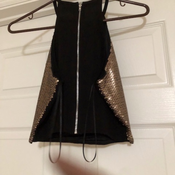 sequin crop top - Picture 2 of 3